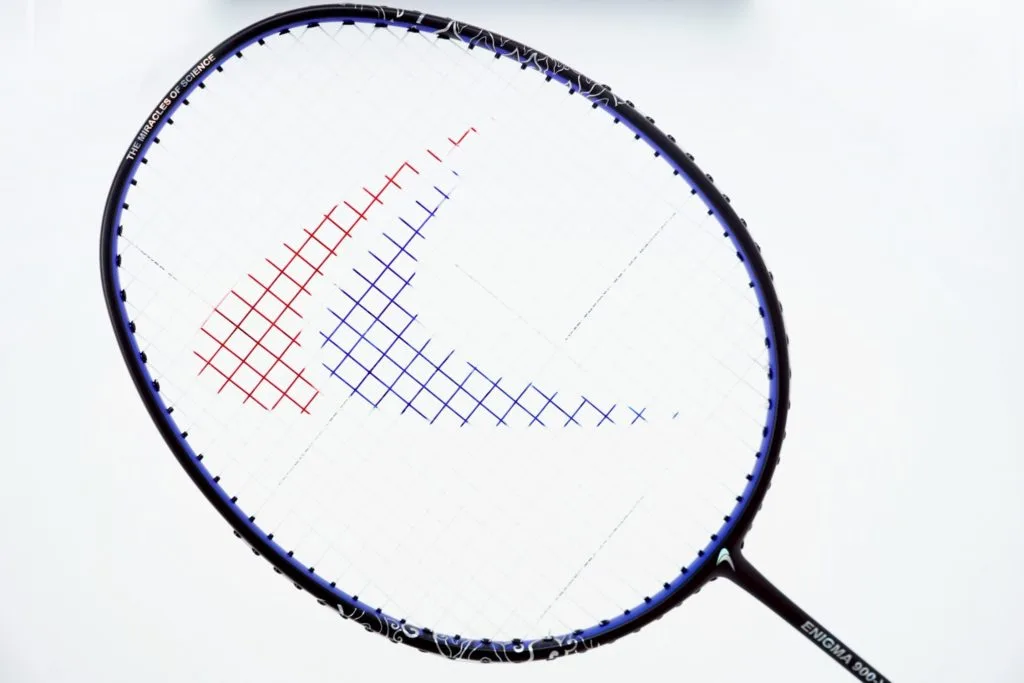 実打レビュー】Enigma900 V3（エニグマ900 V3）バドミントンラケット
